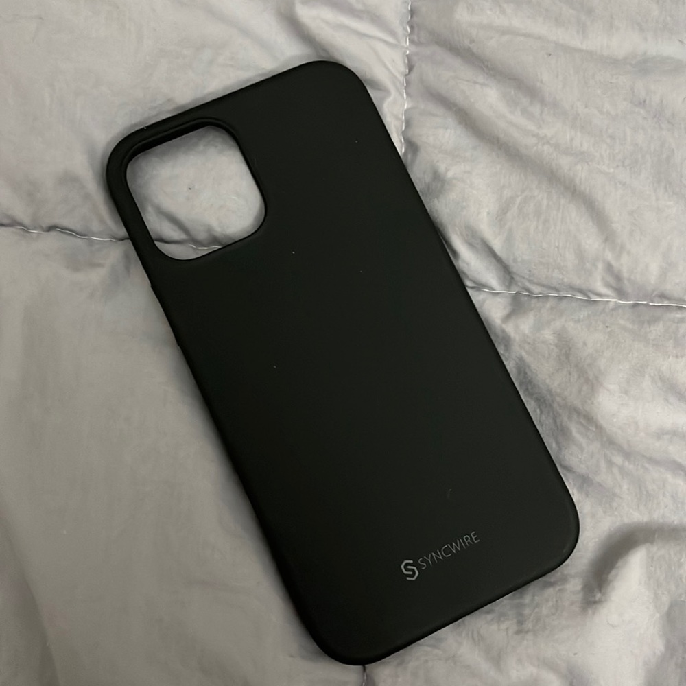 IPHONE 12 CASE
